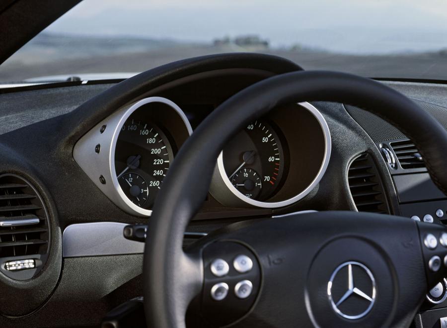  Mercedes-Benz SLK-Class 2005 года  (фото 139 из 259)